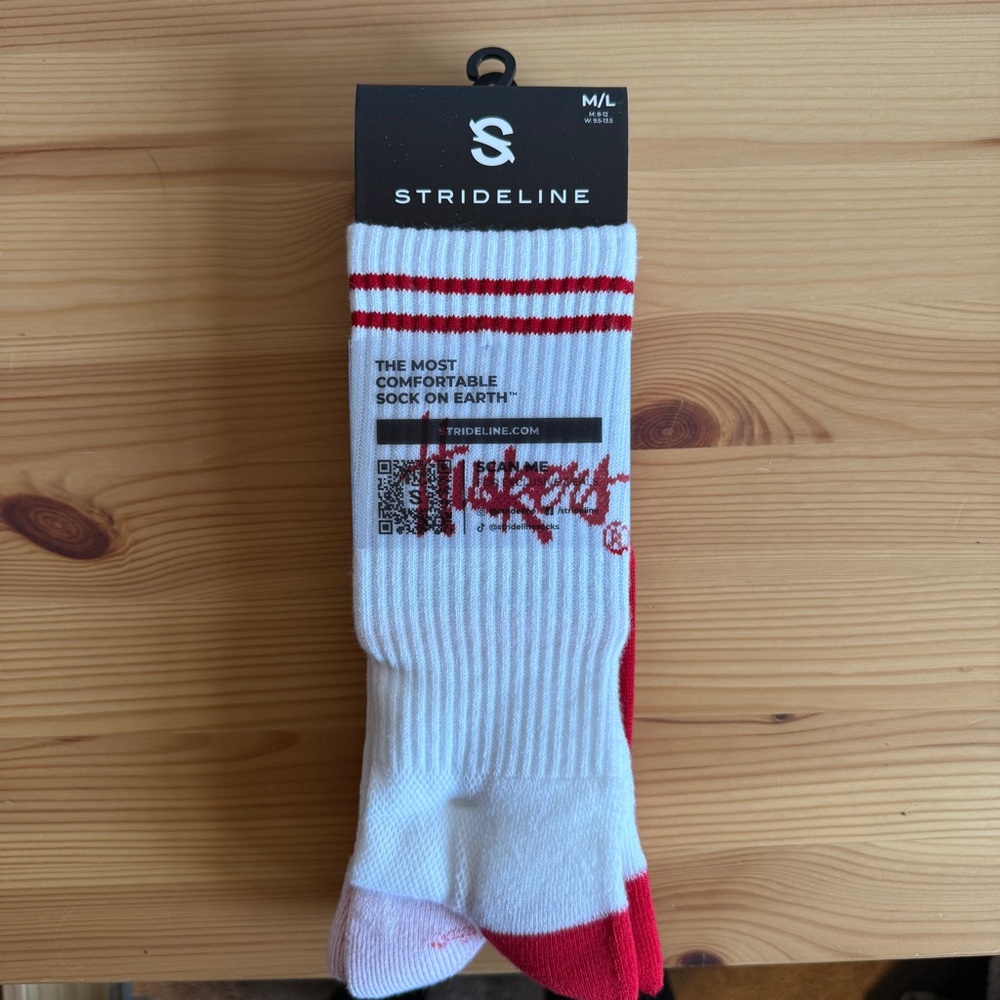 Nebraska Huskers Crew Socks Red & White | Medium/Large | NCAA Game Day - Picture 4 of 4